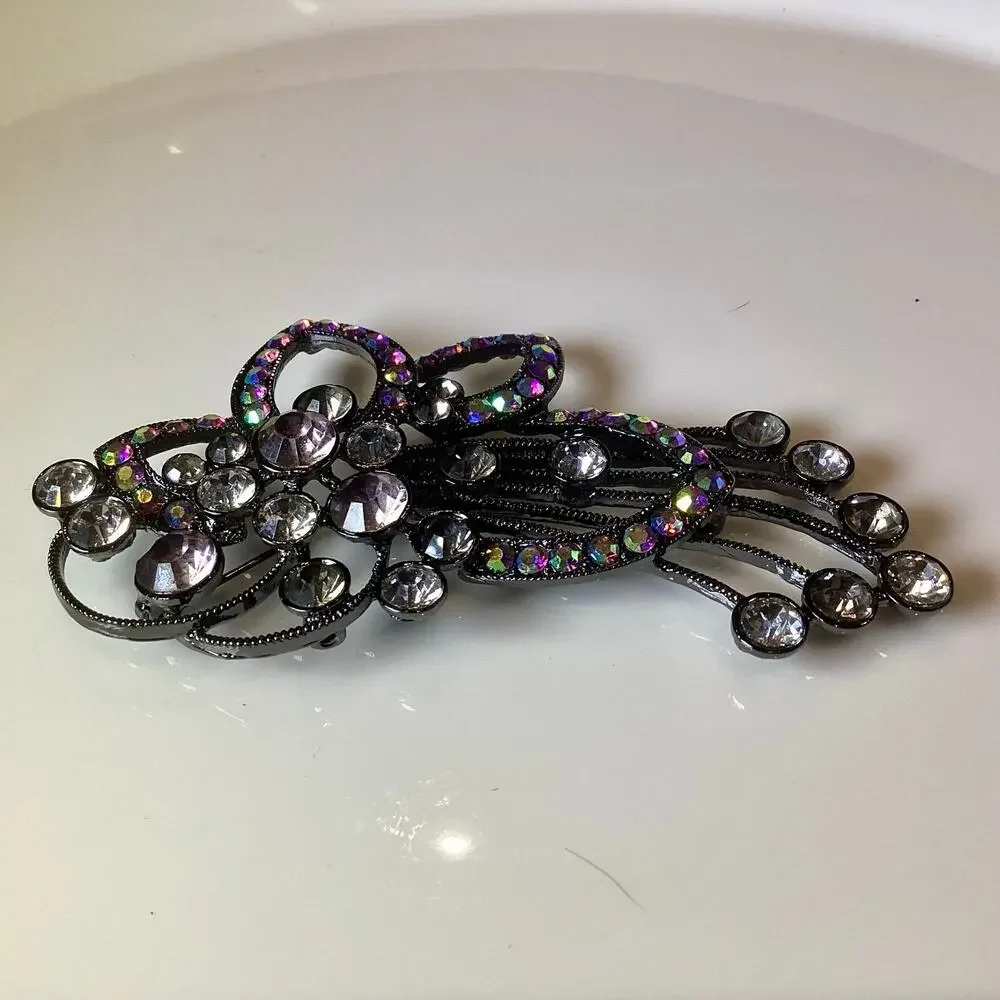 Large Rhinestone Brooch - Picture 4 of 5